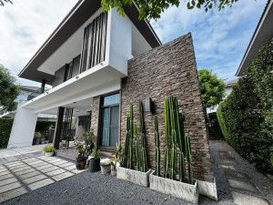 ขายบ้านเดี่ยวหรูย่านสุขาภิบาล5 บ้านเดี่ยวหรูออเงิน ฟรี เฟอร์นิเจอร์ ครัวบิ้วท์อิน,ขายพร้อมผู้เช่า เจ้าของขายเอง