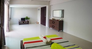 บ้านอุดมพรอพาร์ทเมนท์ – ทำเลทองศรีนครินทร์ซอย 9 🌟 ตรงข้ามสมิติเวช เดินทางง่าย ใกล้รถไฟฟ้า สายสีเหลืองสถานีศรีกรีฑา ใกล้ก Airport Link หัวหมากแค่1ป้ายรถเมล์ เริ่มต้นเพียง 4500 บาท!