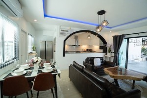 บ้านพูลวิลล่าวิวทะเลสาบ หลังมุมห้วยใหญ่-พัทยา