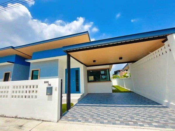 บ้านเเฝดสวยพร้อมอยู่ บ้านบึง ชลบุรี เริ่ม 2.xx ล้าน! 2นอน ถนนกว้าง ไม่ตัน เข้าซอยไหนก็ได้ เเละมาพร้อมกับเลขที่มงคล 999 หมู่บ้านนพดาวิลเลท