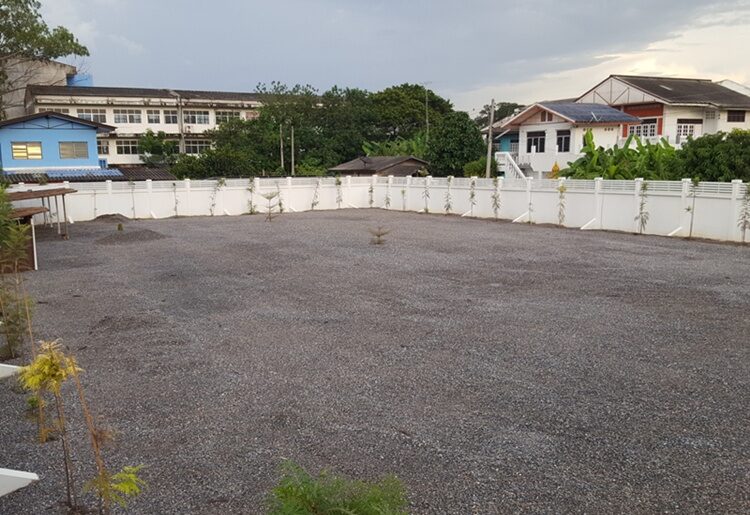 ขายที่ดินสวยมาก ใจกลางเมือง เนื้อที่ 3 งาน 57 ตรว. พร้อมรั้วคอนกรีต มีน้ำไฟพร้อมปลูกบ้าน