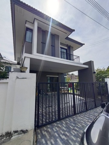 92224 – ขายบ้านแฝดหมู่บ้านกรีนเนอร์รี่ ทิวา ปิ่นเกล้า-สาย5