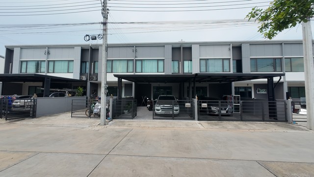 ทาวน์เฮาส์ พลีโน่ จตุโชติ รามอินทรา บ้านสวย