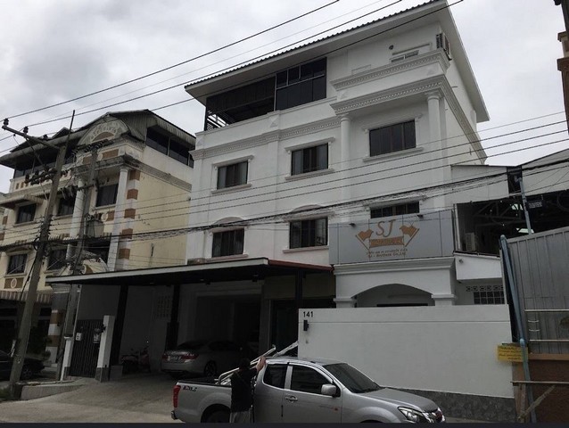 อำเภอพุทธมณฑลจังหวัดนครปฐมให้เช่าเดือนละ 95,000 ขาย 20 ล้าน