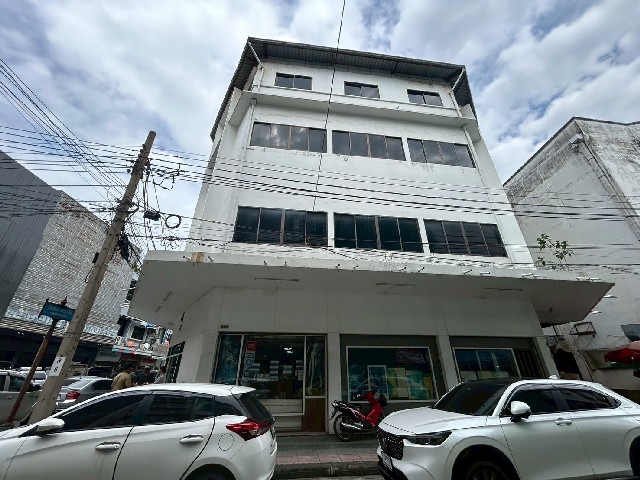 ขายอาคารพาณิชย์ 4 ชั้น ทำเลทอง ห้องมุม พระนคร กรุงเทพ