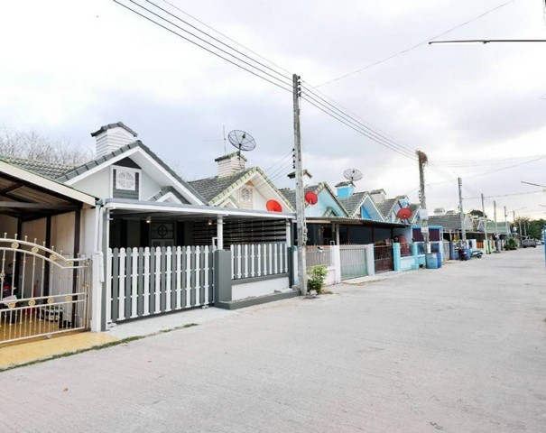 ใกล้ ห้าง ck พลาซ่า บ้านอยู่ติดกับ รร ปลวกแดงพิทยาคม