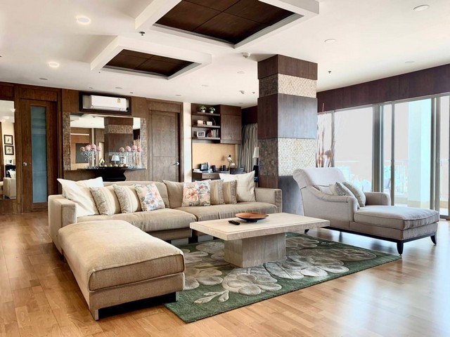 Condo Boat House Hua Hin for Sale “The Eternity of Seaside